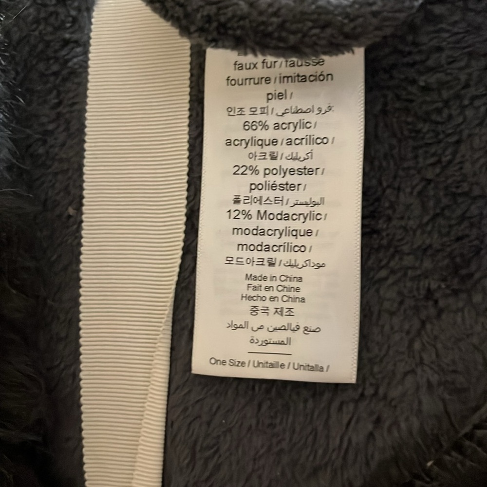PB Teen Robe - Picture 2 of 5